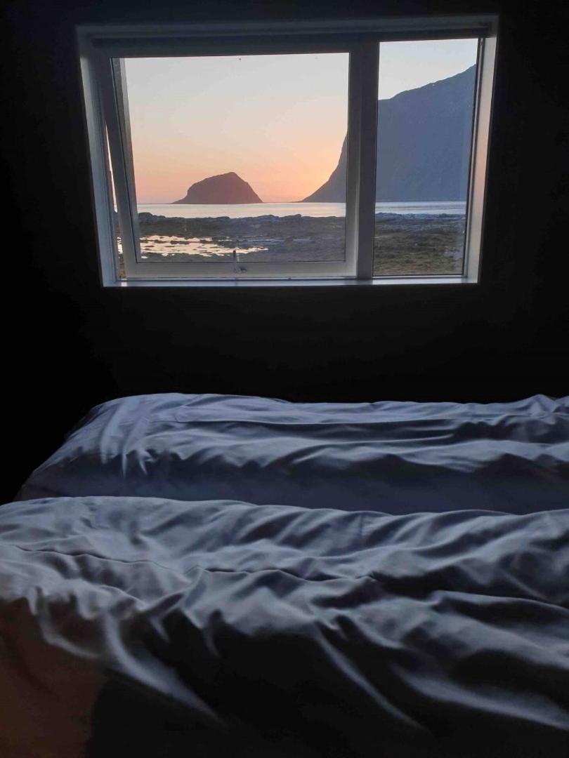 Magic Views And Walking Distance To Best Beaches レクネス エクステリア 写真
